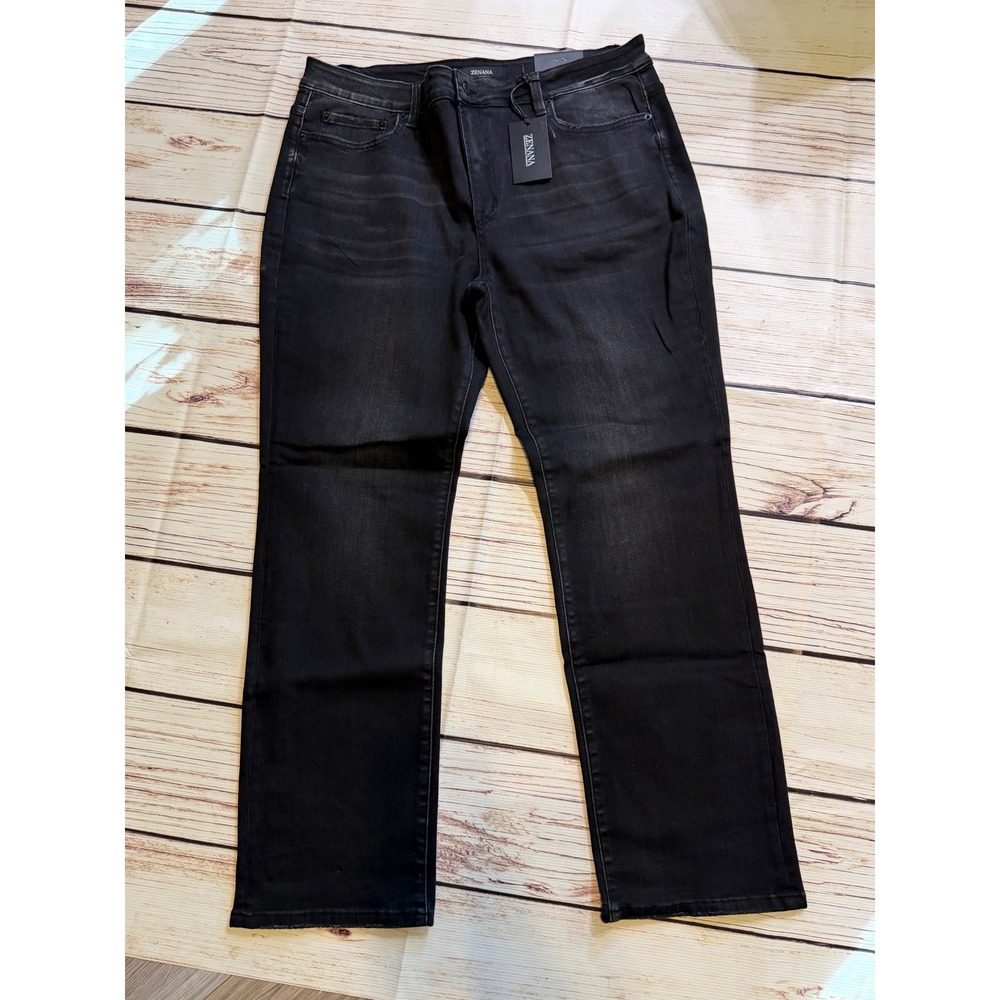 Zenana Premium Denim Black Straight Leg Jeans‎ Plus Size 36 NWT DPP-1727BWX